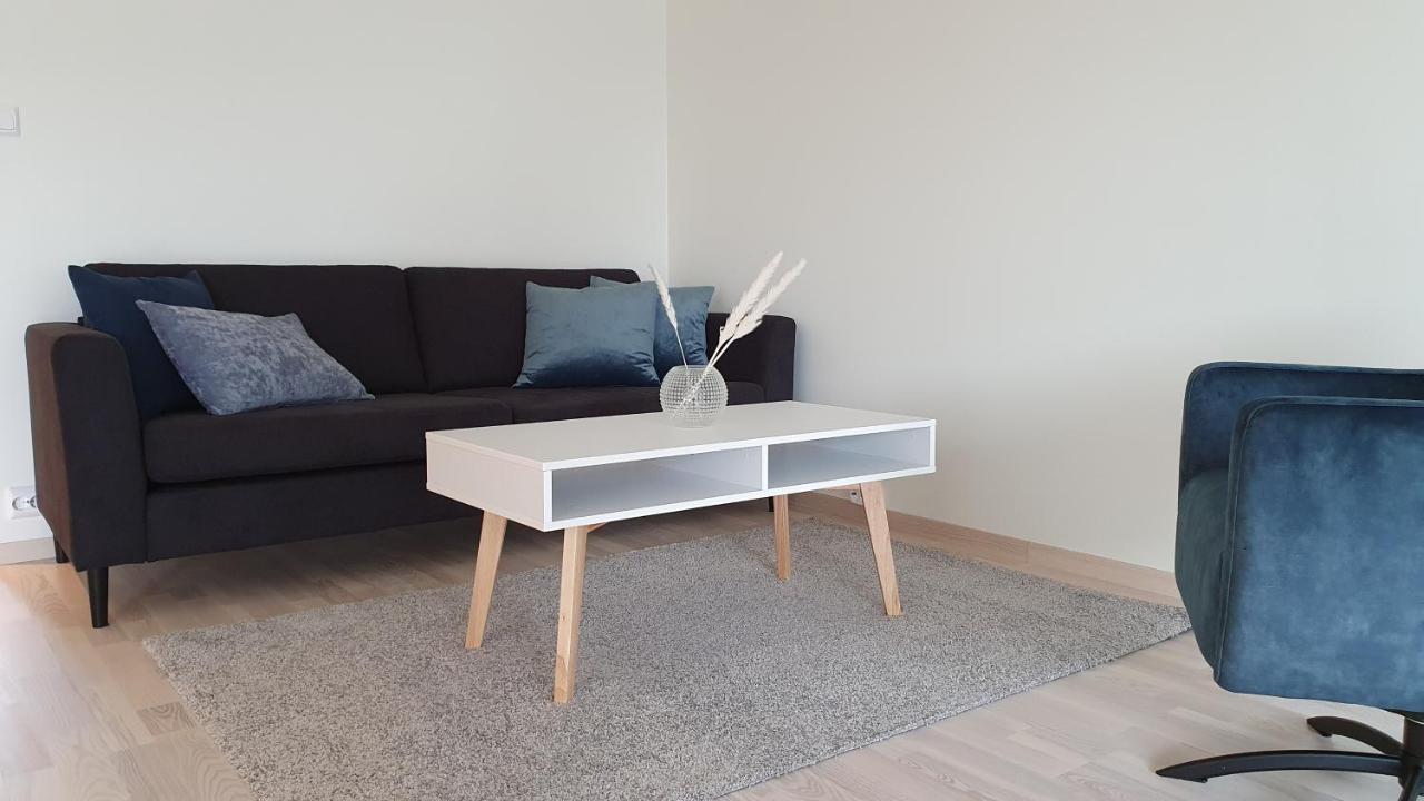 Lofoten Seaside Apartment Ballstad
